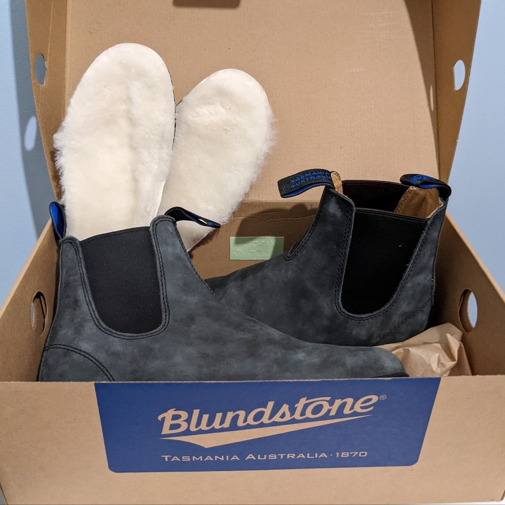 Thermal Dress/Chisel Toe Blundstones